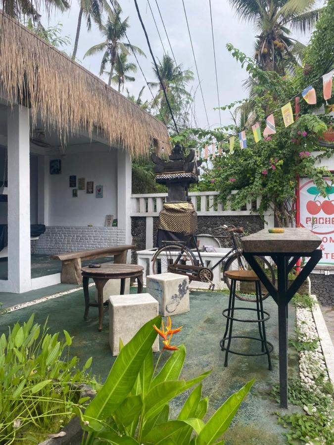 Paca'S Reggae Bar & Hostel Ambat Exteriér fotografie